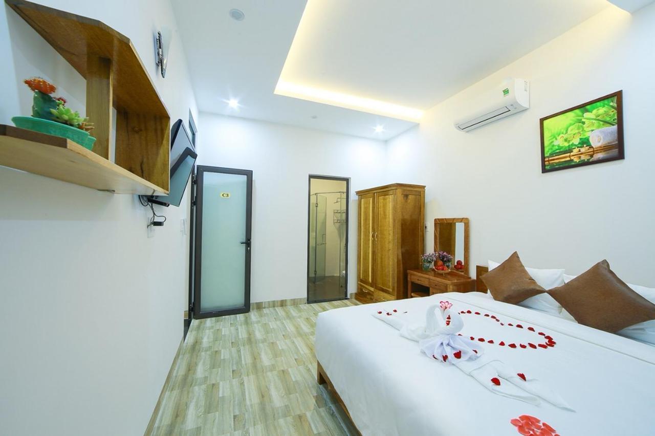 Nhu Y Homestay Hoi An Exterior photo